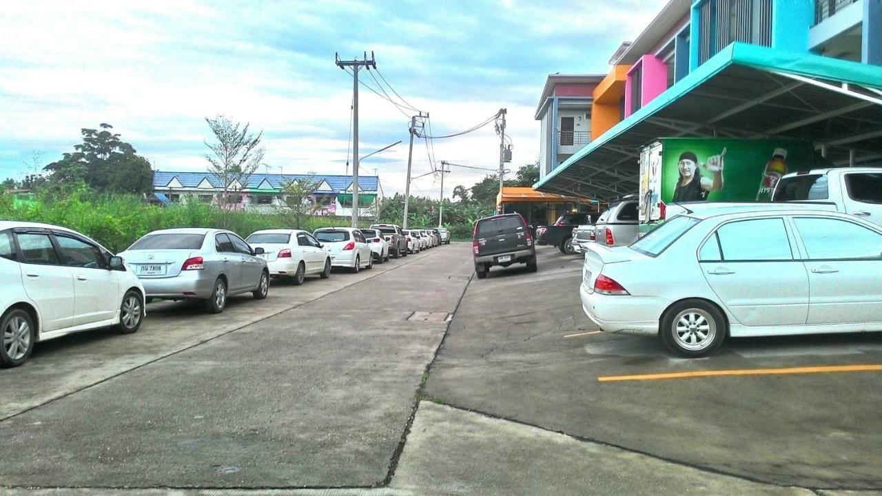 K2 Living Hotel Uttaradit Dış mekan fotoğraf